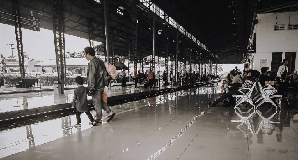 Stasiun Cikampek – Info Jadwal Kereta Api Stasiun Cikampek Terbaru 2026