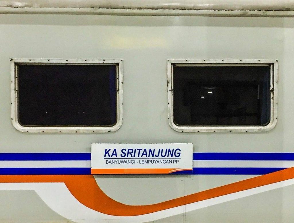 Kereta Api Sri Tanjung