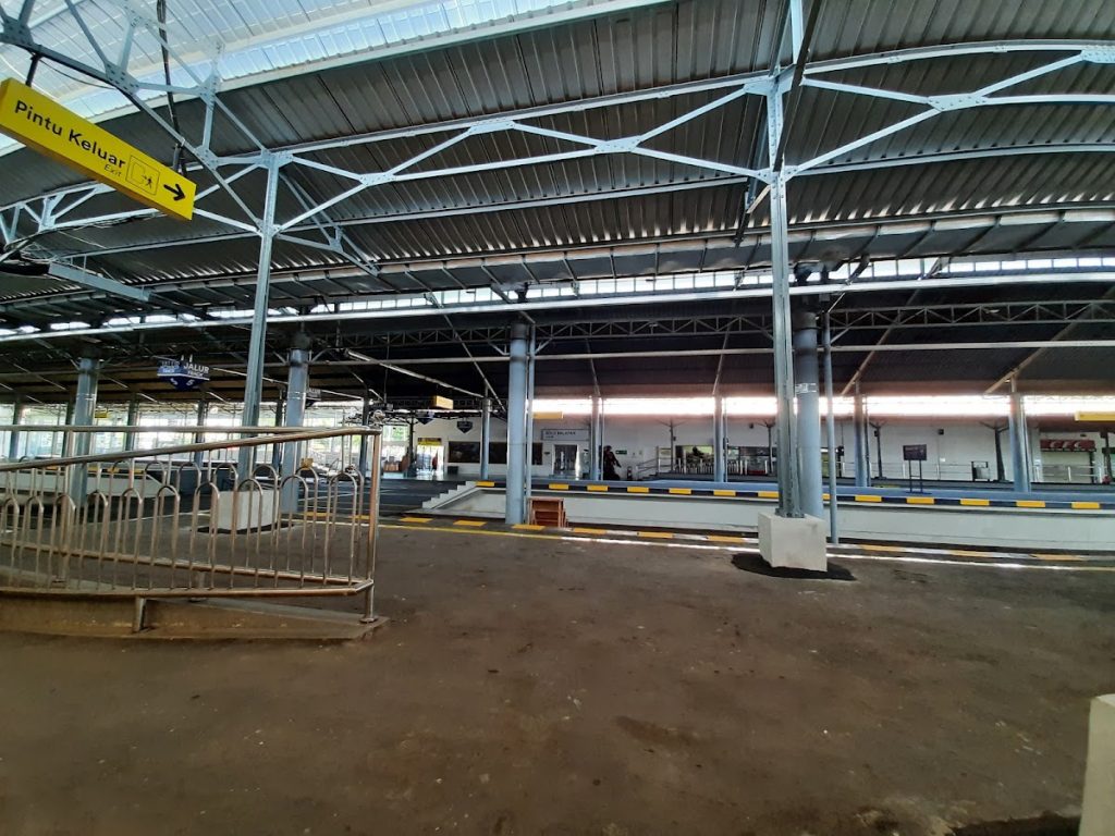 Stasiun Solo Balapan: Destinasi Akhir di Solo Stasiun Solo Balapan: Destinasi Akhir di Solo