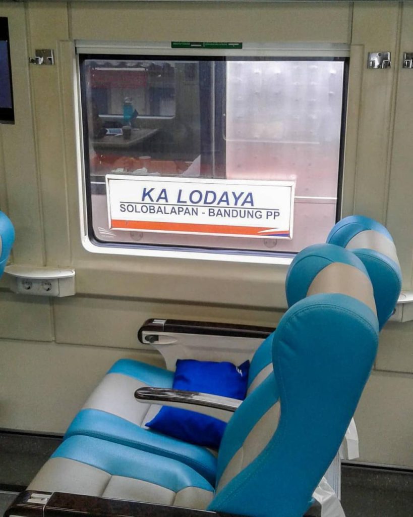 Jadwal Kereta Api Lodaya Solo-Bandung PP dengan Rangkaian Stainless Steel New Generation Terbaru Di 2026