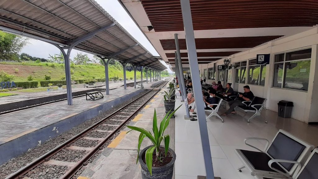 Sejarah Perkembangan Stasiun Banyuwangi Kota (BWI) Sejarah Perkembangan Stasiun Banyuwangi Kota (BWI)